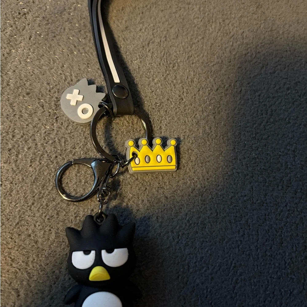 Hello Kitty Character Keychain Holder - Black and Yellow